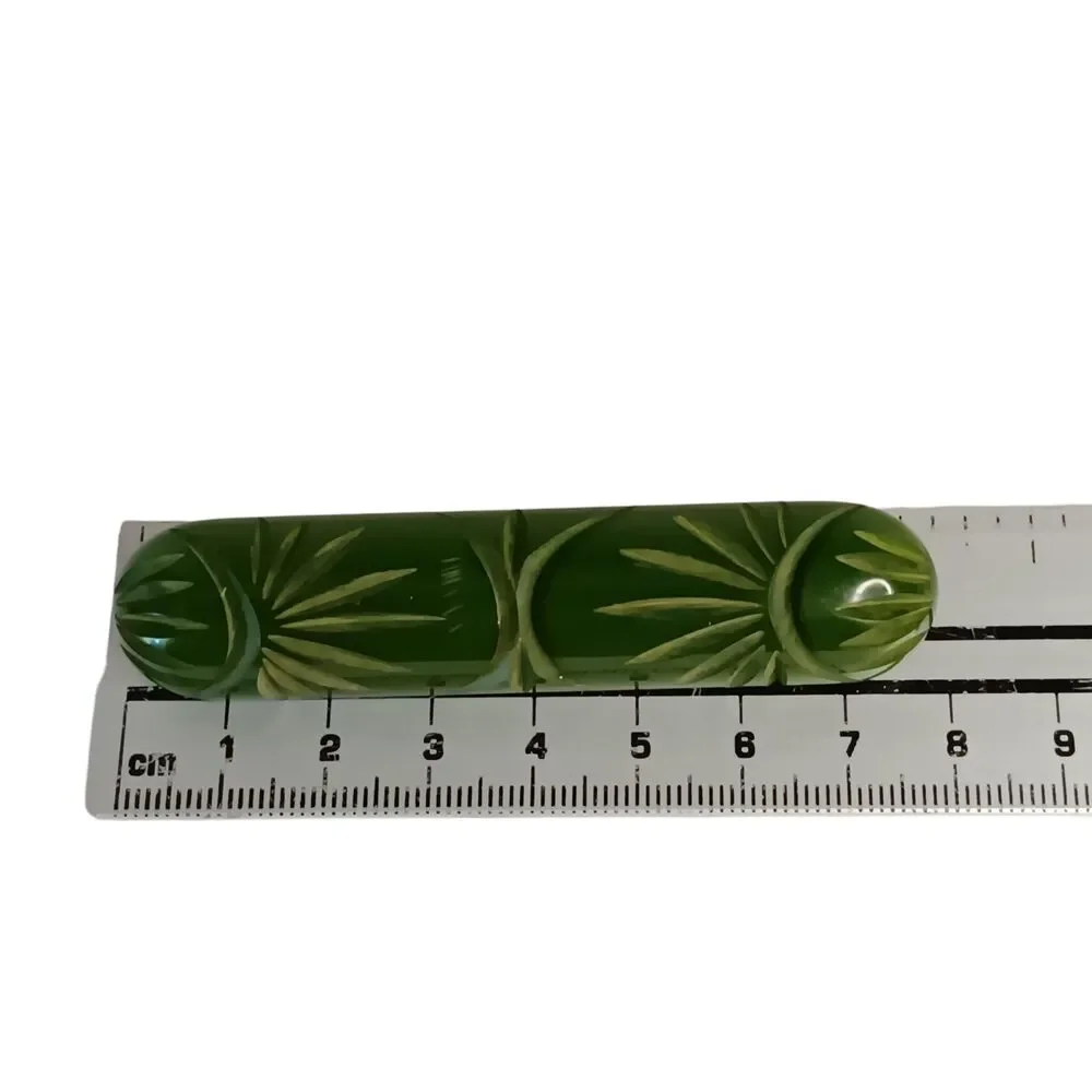 Bakelite Brooch Carved Dark Green Bar Pin Art Deco Tropical Leaf Fan Design 3.25